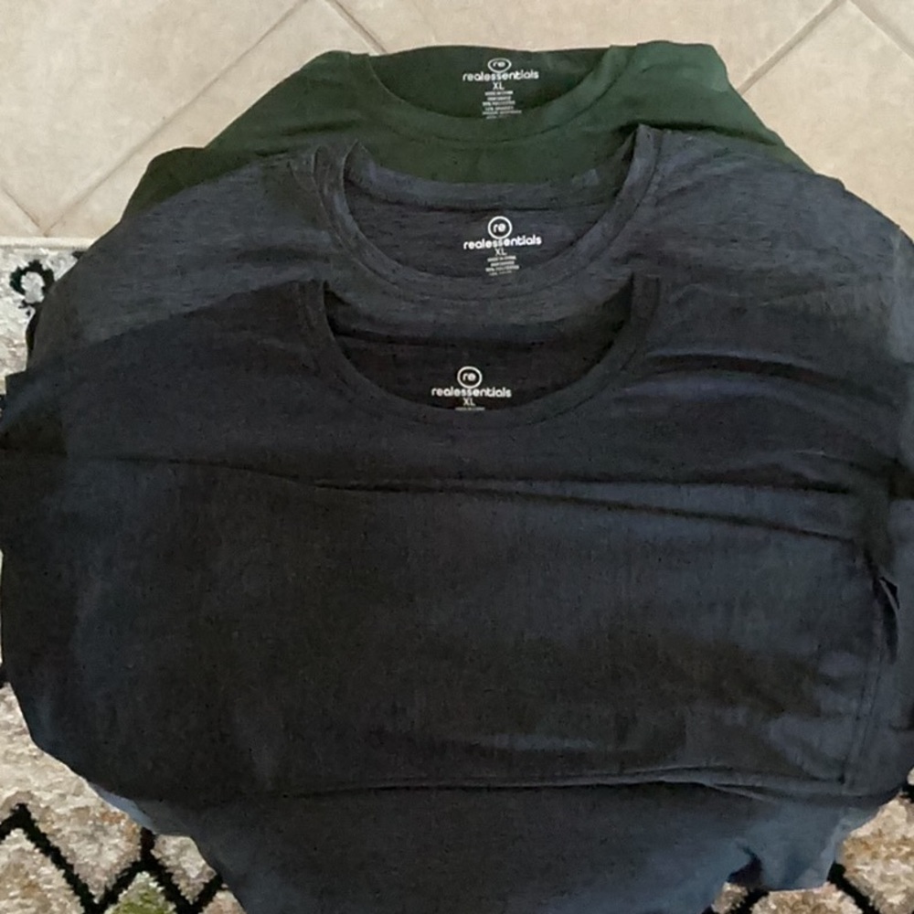 Lot of 3 long sleeve Real Essentials Black and Green T-Shirts